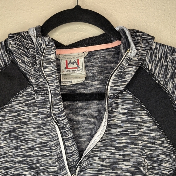 AVALANCHE 1/4 zip hoodie with pony tail & finger holes size Medium color 🖤 🩶 - Picture 2 of 14
